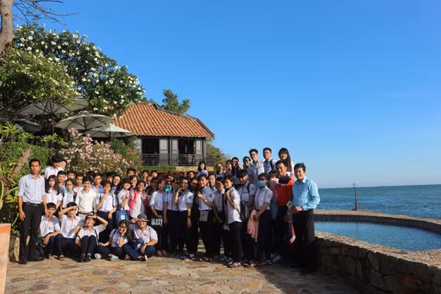 Học sinh THPT tham gia chương trình University Tour của BVU đến tham quan và giao lưu tại Bình An Resort