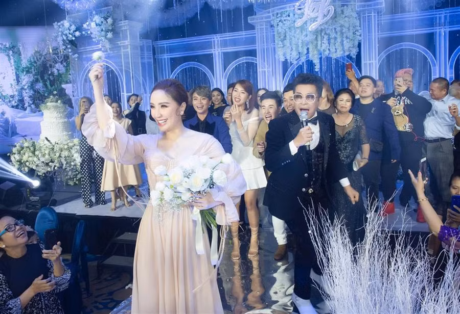 Những khoảnh khắc chưa công bố trong lễ cưới của Bảo Thy ảnh 9 Những khoảnh khắc chưa công bố trong lễ cưới của Bảo Thy-9
