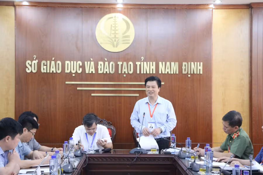 Thứ trưởng Nguyễn Hữu Độ nêu ra một số nhiệm vụ quan trọng mà Nam Định cần làm trong thời gian tới.