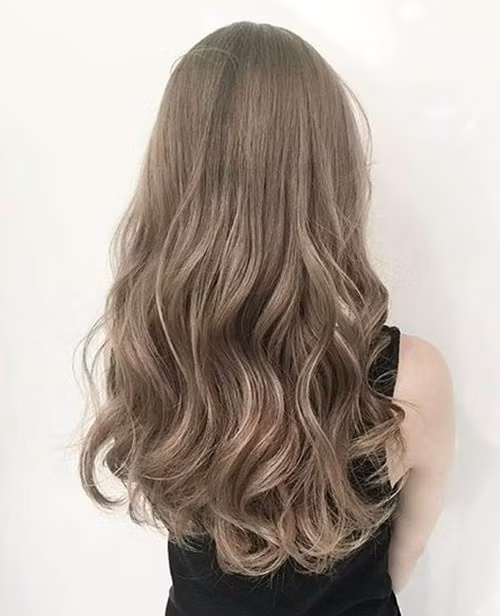 Tuyển tập những mái tóc xoăn buông xõa giúp nàng tỏa sáng, xinh như hoa hậu