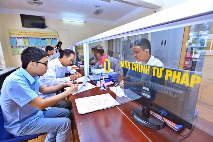 Nhiều khoản thu nhập của công chức, viên chức bị bãi bỏ vào năm 2021
