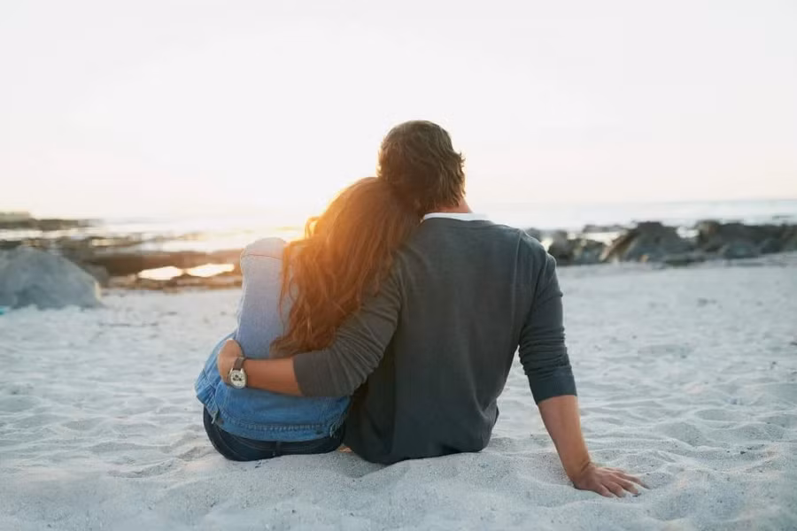Ngọn lửa đam mê cần được duy trì liên tục trong cuộc hôn nhân của bạn. (Ảnh: ITN)