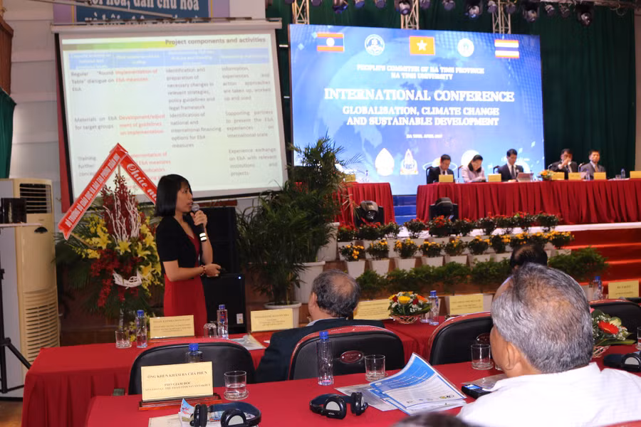 Toàn cầu hóa, biến đổi khí hậu và phát triển bền vững