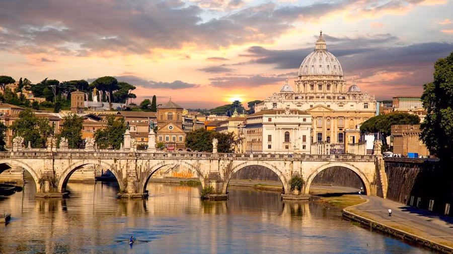 Cầu thang Thánh và những địa điểm lý tưởng khi du lịch Vatican ảnh 1 Cau thang Thanh va nhung dia diem ly tuong khi du lich Vatican hinh anh 1