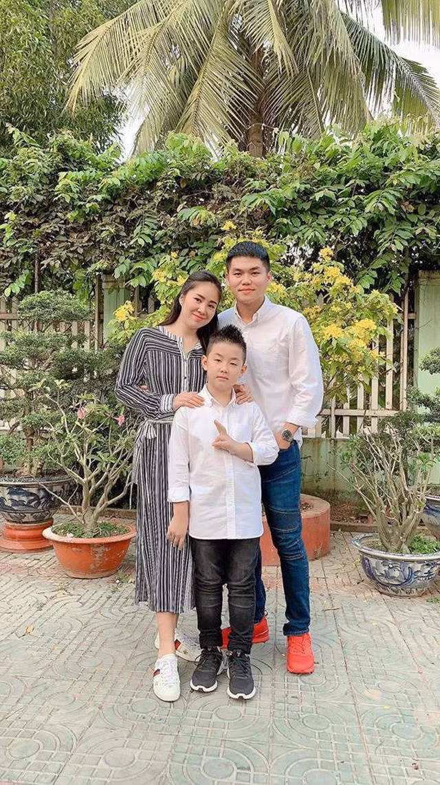 Con trai Lê Phương xem ba dượng như ba ruột.