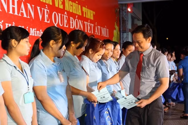 Công tác chăm lo, hỗ trợ thanh niên công nhân vẫn bỏ ngỏ