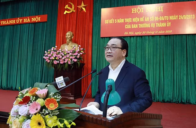 Ông Hoàng Trung Hải - Bí thư Thành ủy Hà Nội phát biểu tại hội nghị