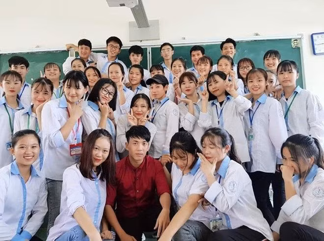 Bộ ảnh kỷ yếu “thanh niên những năm 80” thầy giáo chụp cho học trò nhận "mưa" lời khen ảnh 9