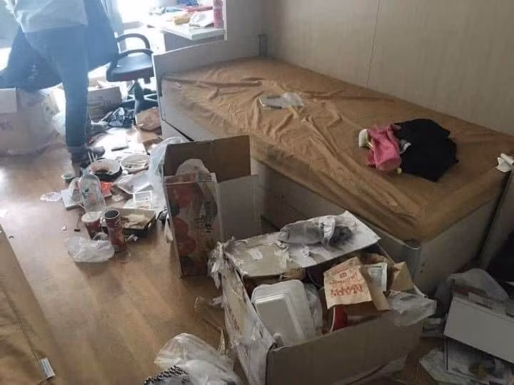 Hết hồn khi thấy phòng ngủ của sinh viên Hàn, nhiều fans phim ngôn tình chắc sẽ đau tim lắm