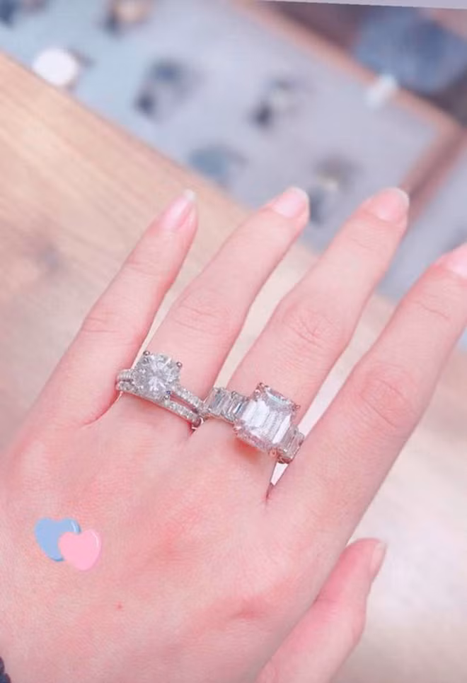 Phạm Hương tiếp tục khoe khối tài sản kếch xù trên đất Mỹ ảnh 7 Empty