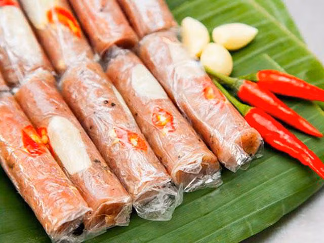 Những món ăn rất nhiều người thích có thể chứa cả ổ giun sán