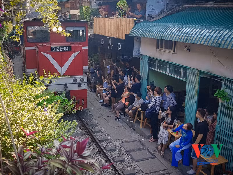 ca phe duong tau: phai an toan, dung luat, khong vi loi ich mot nhom nguoi hinh 3