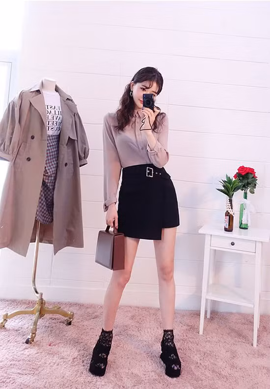 Những mẫu chân váy ngắn hợp mốt mùa hè, vừa có thể mix đồ văn phòng vừa có thể sử dụng làm trang phục dạo phố.