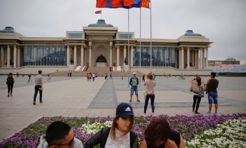 Ở thủ đô Mông Cổ, số phụ nữ nhiều hơn hẳn nam giới -Ảnh:Reuters. Ở thủ đô Mông Cổ, số phụ nữ nhiều hơn hẳn nam giới - Ảnh: Reuters.
