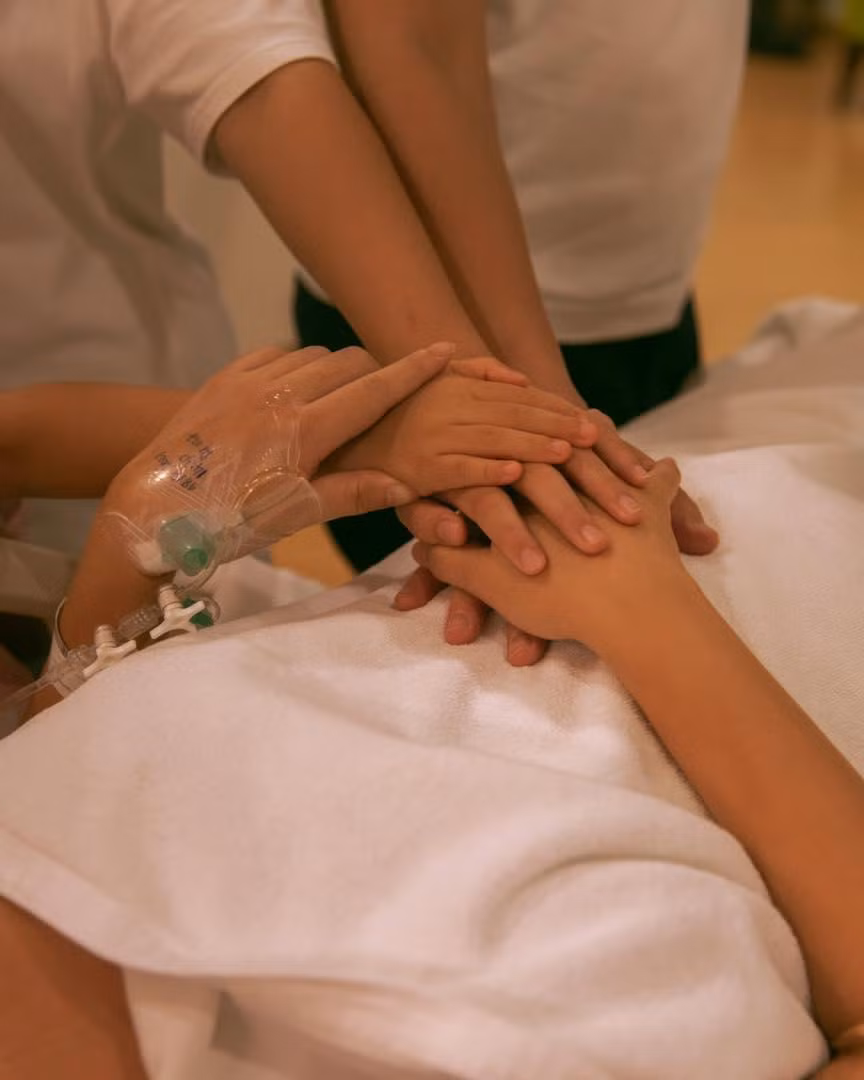 Khoảnh khắc hạnh phúc của gia đình Phạm Quỳnh Anh.