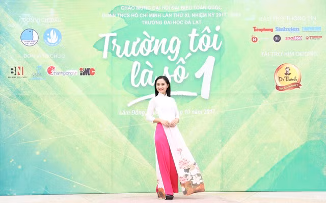 Cô rất thích chương trình Hoa khôi sinh viên Cô rất thích chương trình Hoa khôi sinh viên