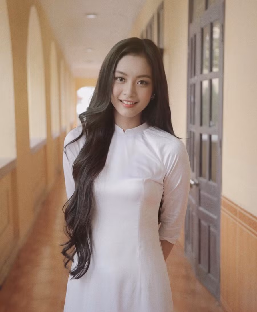 Những nữ sinh từng nổi đình đám một thời bây giờ ra sao? - Ảnh 29. Những nữ sinh từng nổi đình đám một thời bây giờ ra sao? - Ảnh 29.