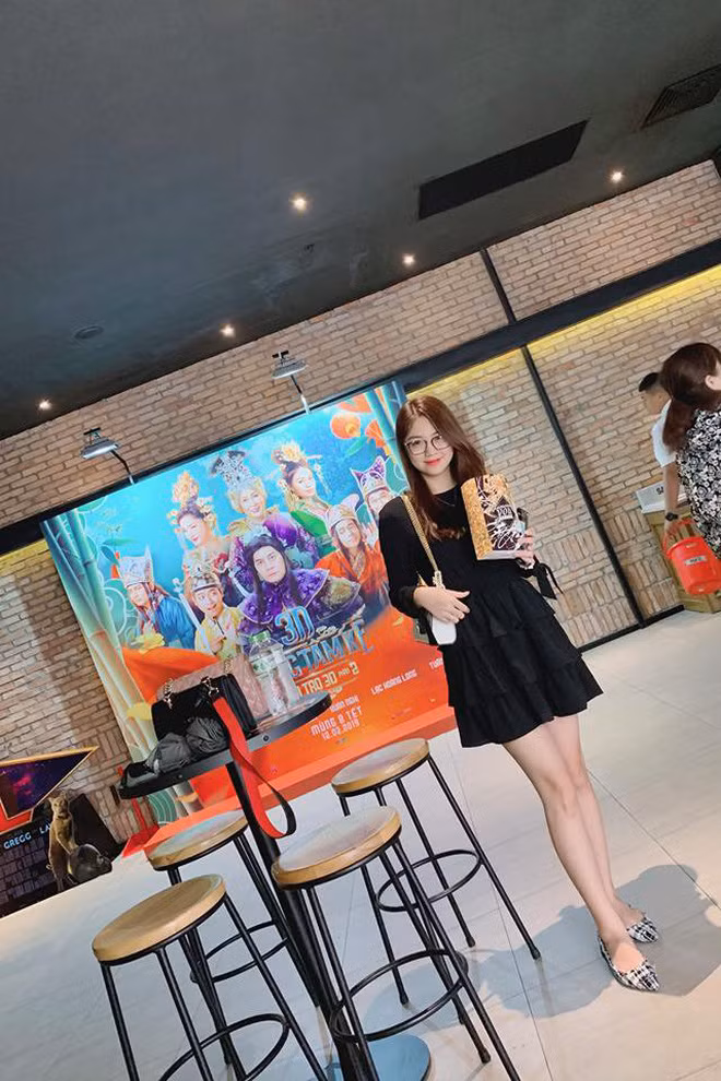 Những nữ sinh từng nổi đình đám một thời bây giờ ra sao? - Ảnh 11. Những nữ sinh từng nổi đình đám một thời bây giờ ra sao? - Ảnh 11.