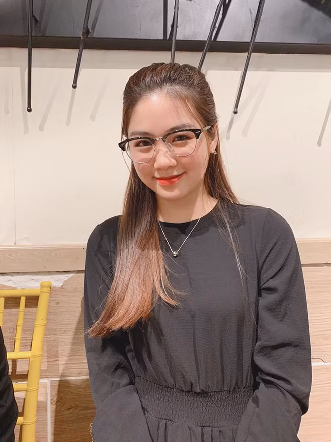 Những nữ sinh từng nổi đình đám một thời bây giờ ra sao? - Ảnh 12. Những nữ sinh từng nổi đình đám một thời bây giờ ra sao? - Ảnh 12.
