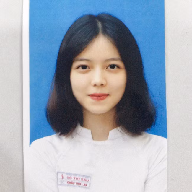 Lạc lối giữa Phượng Hoàng Cổ Trấn, nữ sinh Việt được CĐM Châu Á truy lùng, nhưng tấm ảnh thẻ mới là thứ gây sốt - Ảnh 14. Lạc lối giữa Phượng Hoàng Cổ Trấn, nữ sinh Việt được CĐM Châu Á truy lùng, nhưng tấm ảnh thẻ mới là thứ gây sốt - Ảnh 14.