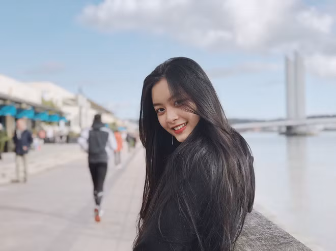 Những nữ sinh từng nổi đình đám một thời bây giờ ra sao? - Ảnh 31. Những nữ sinh từng nổi đình đám một thời bây giờ ra sao? - Ảnh 31.