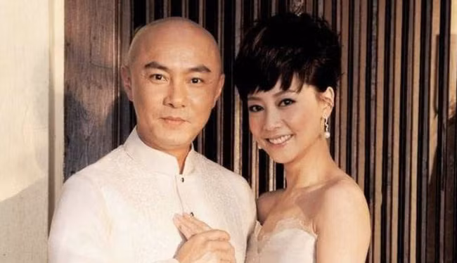 Trương Vệ Kiện chia sẻ về 3 nỗi bất hạnh lớn nhất trong đời: Bị ngược đãi lúc nhỏ, bị bạn gái chê nghèo, từng bất lực vì phá sản - Ảnh 8. Trương Vệ Kiện chia sẻ về 3 nỗi bất hạnh lớn nhất trong đời: Bị ngược đãi lúc nhỏ, bị bạn gái chê nghèo, từng bất lực vì phá sản - Ảnh 8.