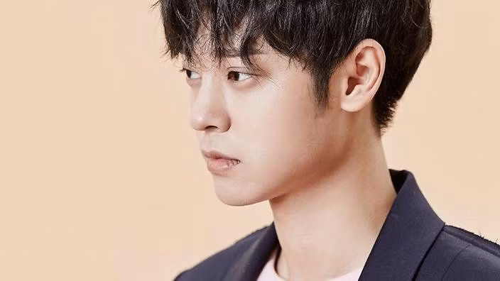 Nam ca sĩ Hàn Quốc gạ tình các cô gái bằng lời hứa "sẽ giúp em thành ngôi sao" hình ảnh 2 nam ca si han quoc ga tinh cac co gai bang loi hua "se giup em thanh ngoi sao" hinh anh 2