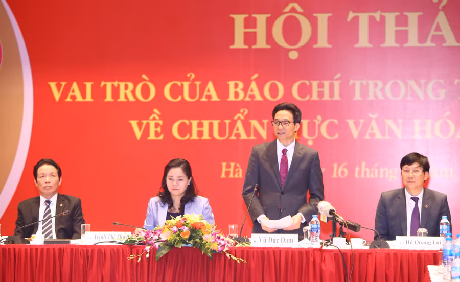 Phó Thủ tướng Vũ Đức Đam phát biểu tại Hội thảo. - Ảnh: VGP/Đình Nam