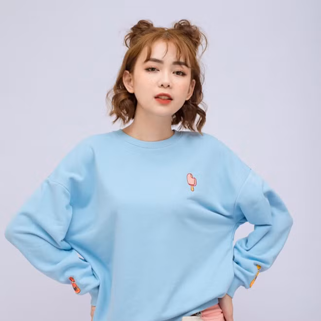 Những nữ sinh từng nổi đình đám một thời bây giờ ra sao? - Ảnh 27. Những nữ sinh từng nổi đình đám một thời bây giờ ra sao? - Ảnh 27.