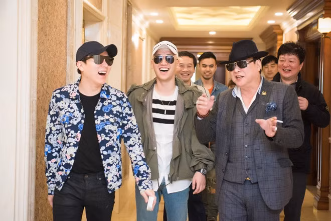 Seungri và gia đình chủ tịch Tân Hoàng Minh ở Việt Nam thân mức nào? ảnh 3 Seungri va gia dinh chu tich Tan Hoang Minh o Viet Nam than muc nao? hinh anh 3
