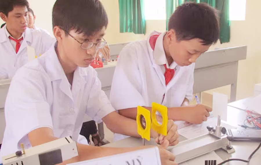 Lộ trình nâng chất các môn khoa học tự nhiên