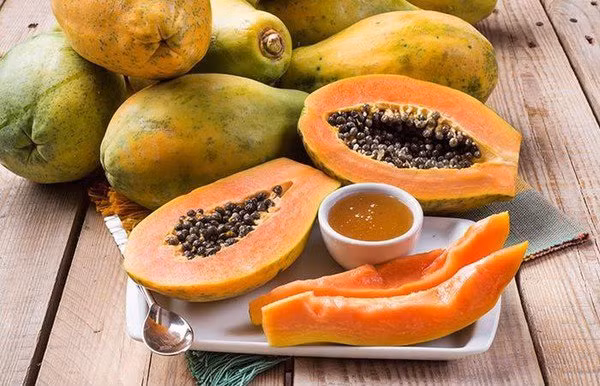 Đu đủ và mật ong khi kết hợp với nhau sẽ tạo ra công thức mặt nạ xoá nếp nhăn hiệu quả.