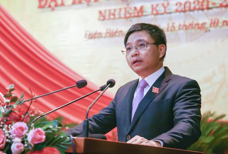 Ông Nguyễn Văn Thắng - Bí thư Tỉnh ủy Điện Biên phát biểu tại Đại hội