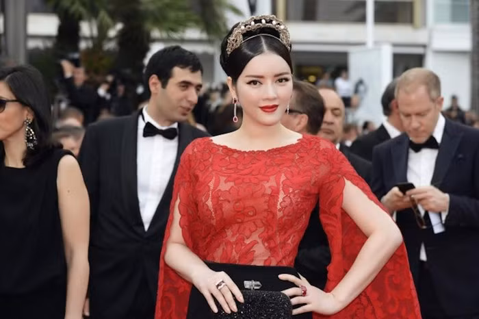 Lý Nhã Kỳ, người đẹp bí ẩn nhất của showbiz Việt ảnh 4 Lý Nhã Kỳ, người đẹp bí ẩn nhất của showbiz Việt ảnh 4