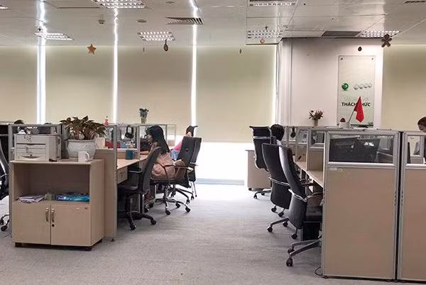 Hàng loạt dân văn phòng bị virus cúm ‘tấn công’ do thói quen của nhiều người Việt Hàng loạt dân văn phòng bị virus cúm ‘tấn công’ do thói quen của nhiều người Việt