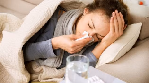 Hàng loạt dân văn phòng bị virus cúm ‘tấn công’ do thói quen của nhiều người Việt Hàng loạt dân văn phòng bị virus cúm ‘tấn công’ do thói quen của nhiều người Việt