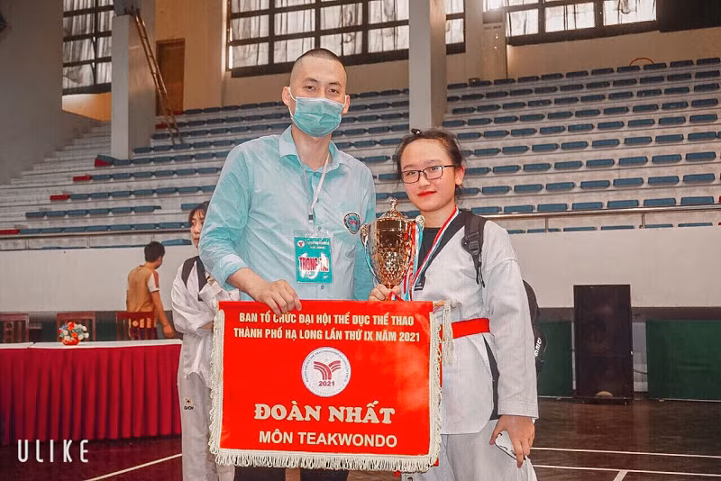 Hoài Thương không lựa chọn trường công và quyết chọn THPT Phạm Ngũ Lão được vận hành bởi Hệ thống giáo dục CEO Việt Nam High School.