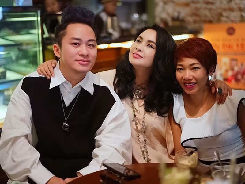 Sau dao kéo, nhan sắc diva Thanh Lam thay đổi thế nào? ảnh 4 Sau dao kéo, nhan sắc diva Thanh Lam thay đổi thế nào? ảnh 4