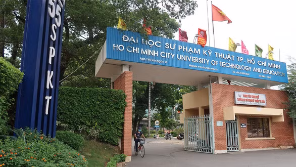 Trường ĐH Sư phạm Kỹ thuật TP HCM.