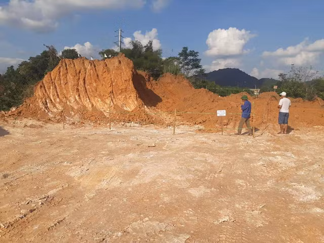 Khu vực phát hiện vật liệu nổ hiện đang được phong tỏa