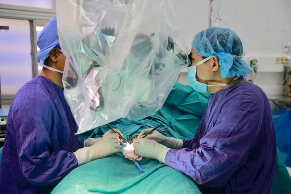 Cãi nhau, nam thanh niên Phú Thọ bị vợ trẻ cắt đứt rời Cãi nhau, nam thanh niên Phú Thọ bị vợ trẻ cắt đứt rời