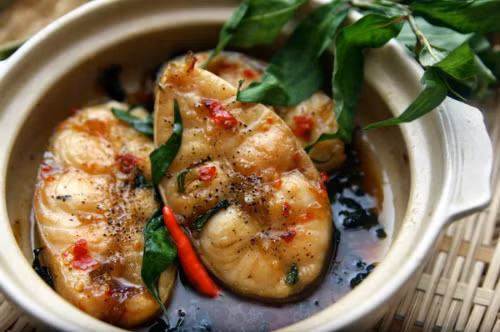 Thường xuyên ăn cá giúp cơ thể khỏe mnahj, ngăn ngừa bệnh tật.