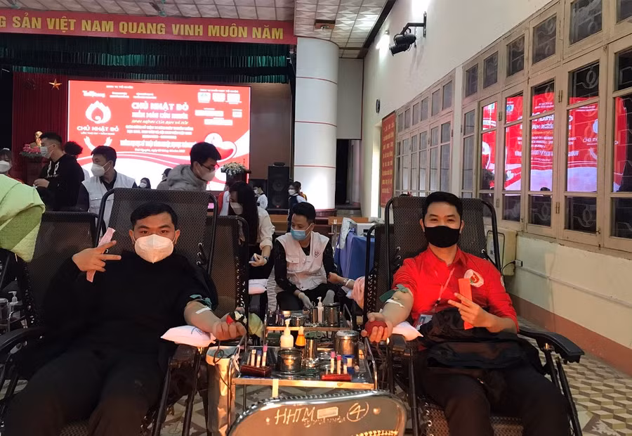 Khoảng 200 đơn vị máu được tiếp nhận tại chương trình.