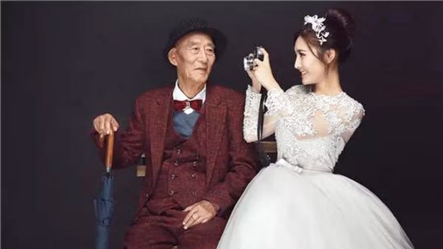 {title} ảnh cưới,ông nội,cưới xin,đột quỵ,Trung Quốc