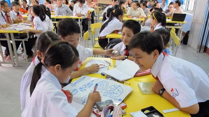Giáo dục đất Võ khởi sắc từ phương pháp Bàn tay nặn bột