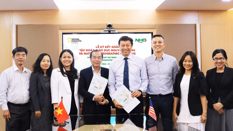 Sau lễ ký kết, các thỏa thuận hợp tác mang đến sự hài lòng cho cả hai bên Sau lễ ký kết, các thỏa thuận hợp tác mang đến sự hài lòng cho cả hai bên