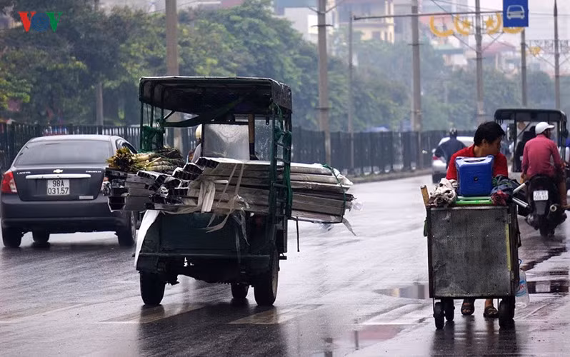 ha noi co quan duoc xe ba banh? hinh 2