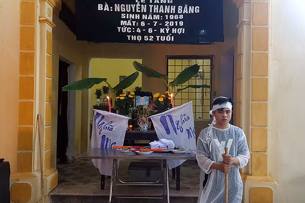 Tháng đau buồn của gia đình nữ lao công Hà Nội bị ô tô đâm tử vong