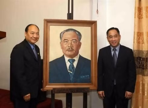 viet nam co the tu sua tac pham my thuat xua? hinh 2