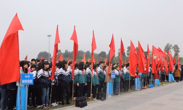 Sôi động “Tự hào tuổi trẻ thời đại Hồ Chí Minh“